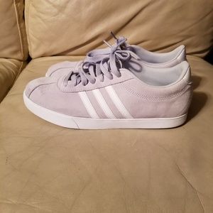 Adidas women size 9 make an offer